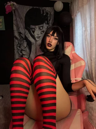 Mavis by Effy