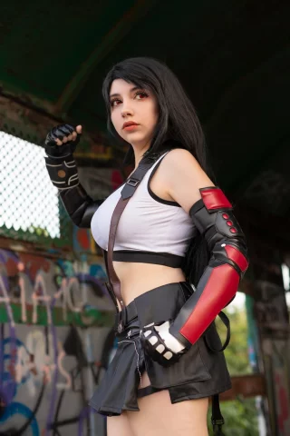 Tifa Lockhart from Final Fantasy by Yunotheloosecannon