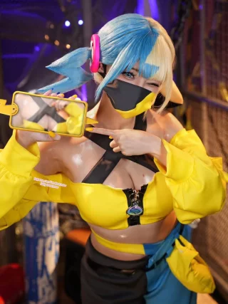 Canari by Sally Dorasnow from Pokémon Legends: Z-A
