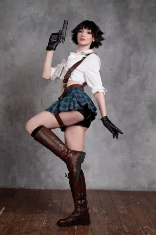 Lady from DMC by Axilirator