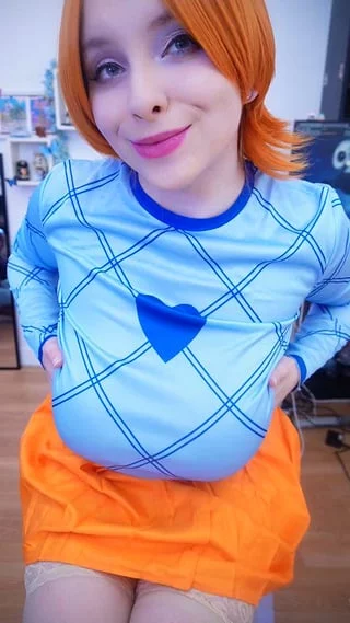 Topless Nami from One piece