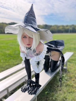 2B, NieR Automata by blightbrat