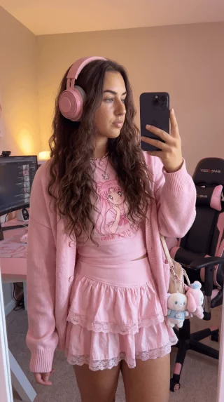 would you date a gamer girl like me