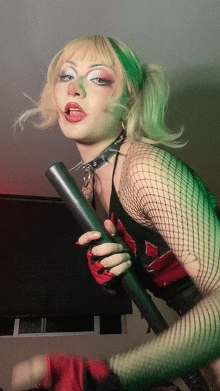 Harley Quinn from [DC Comics] by (PinkySnugglee)