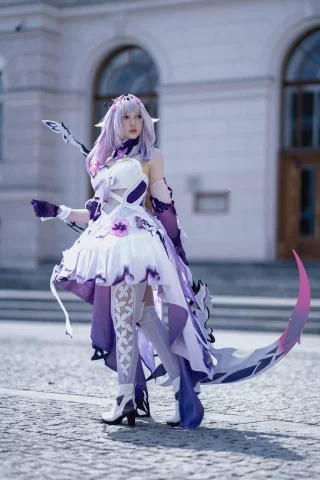 Castorice cosplay by Hioshicos (Honkai: Star Rail)