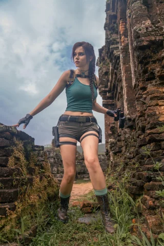 Lara Croft (Shirogane sama) [Tomb raider]
