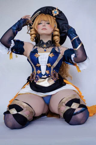 Me as Navia - Genshin Impact (Kuroitsne)