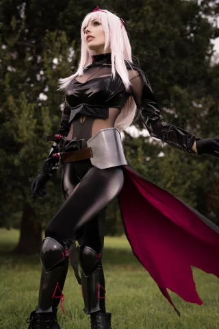 Nikke - Scarlet by TaylorsMatcha
