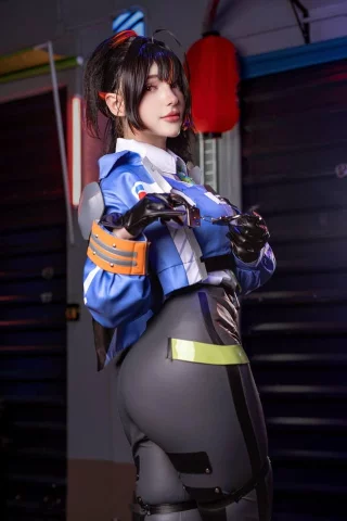 Zhu Yuan cosplay by Hioshicos (Zenless Zone Zero)