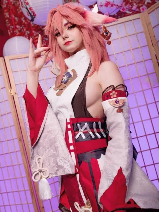 My Yae Miko cosplay (Aloeveraiskawaii)