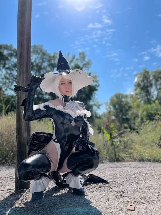 Watch out, it’s a witch!