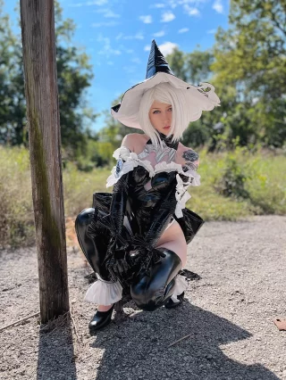 2B, NieR Automata by blightbrat