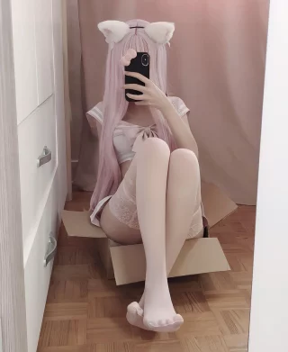 ur neko just arrive :⁠^⁠)
