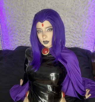 Raven [Teen Titans] by (Kaori)