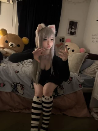 i can be ur needy lil kitten all night ;3