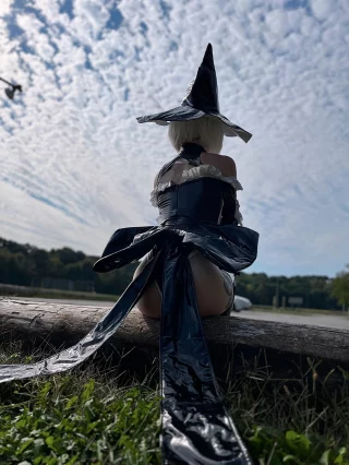 2B, NieR Automata by blightbrat