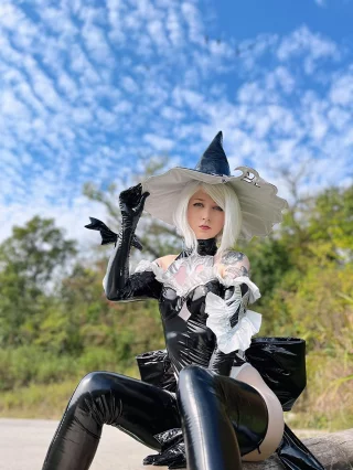 2B, NieR Automata by blightbrat