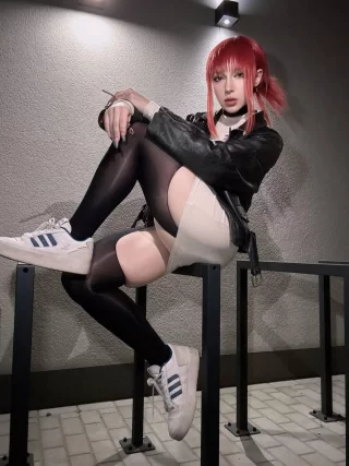 Tayama (Hioshicos) [Smoking Behind the Supermarket with You]