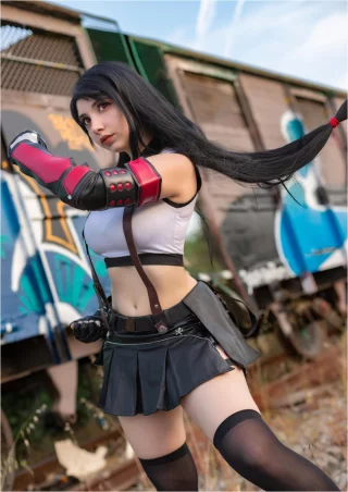 Tifa Lockhart [Final Fantasy VII] by (Yunotheloosecannon)
