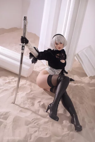 2B [Nier: Automata] (Alice Inferno)